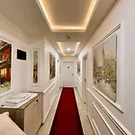 酒店 Ada 地拉那