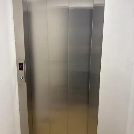 Отель Ada 3*