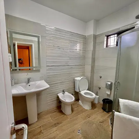 Hotel Ada 3*